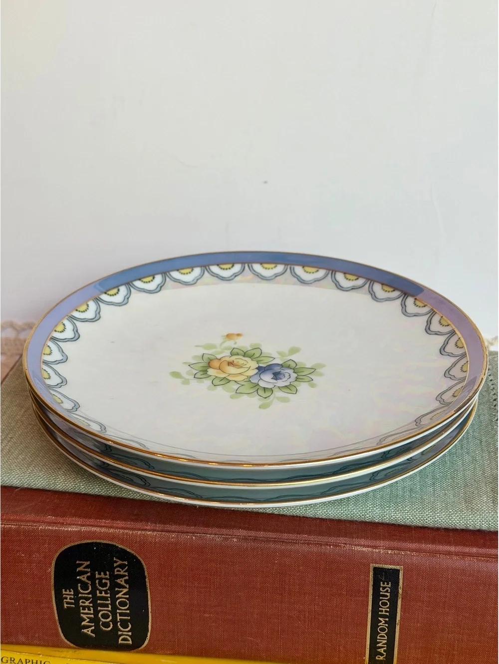 Vintage Meito China Set of 3 Iridescent Floral Plates Made in Japan